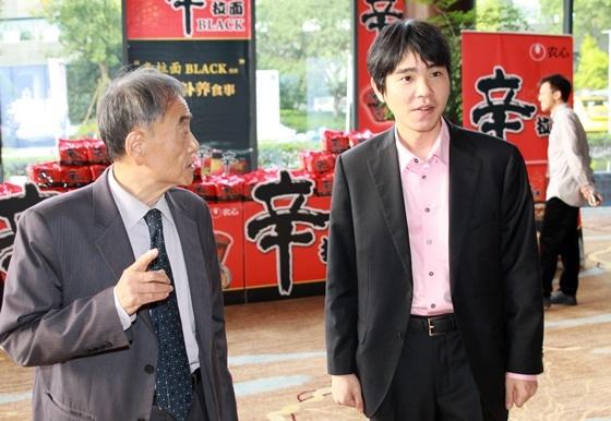 农心杯韩国队内讧？ 李世石想当先锋被拒