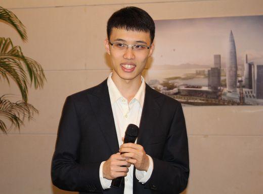 围棋人机大战电脑被让6子险胜 击败人类道路漫长