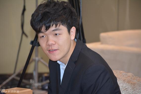 柯洁：如AI赢我我还想赢回来 对围棋热情不变