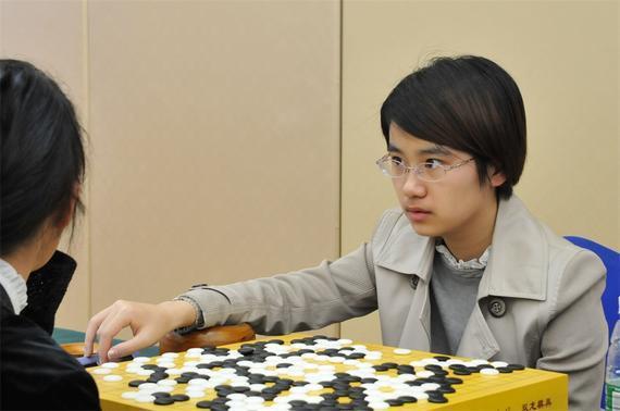 於之莹：人机战看好李世石 计算机稳定小李犀利