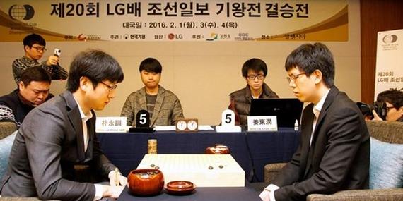 【在线棋谱】LG杯决赛首局姜东润小胜朴永训 三番棋拔头筹