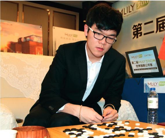 柯洁登上《环球人物》 18岁棋王有点“痞”
