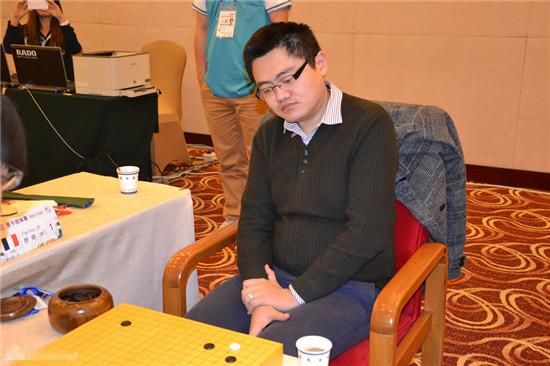 樊麾：阿尔法围棋没人类弱点 比李昌镐更石佛