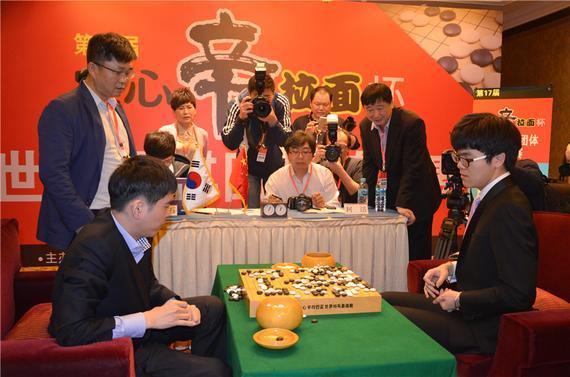 观战：农心杯柯洁完美收束 对李世石总战绩8胜2负