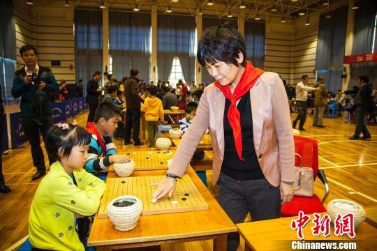 华学明:喧嚣后盼柯洁回归棋手 战电脑有前提