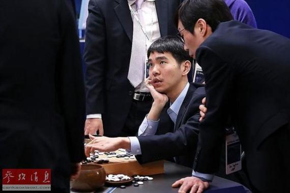 李世石：阿尔法让我发现 必须更深入地研究围棋