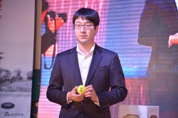 【在线棋谱】平凡而不平淡的绿叶 二冠王朴永训甘当配角
