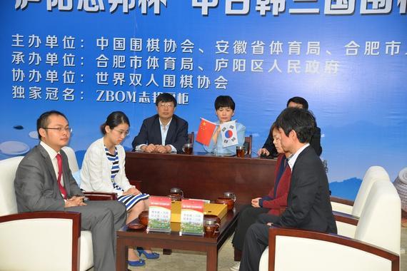名人混双赛唐韦星於之莹夺冠 李昌镐组合亚军