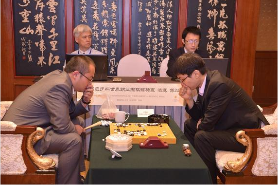 应氏杯决赛次局唐韦星胜出 五番棋1比1朴廷桓